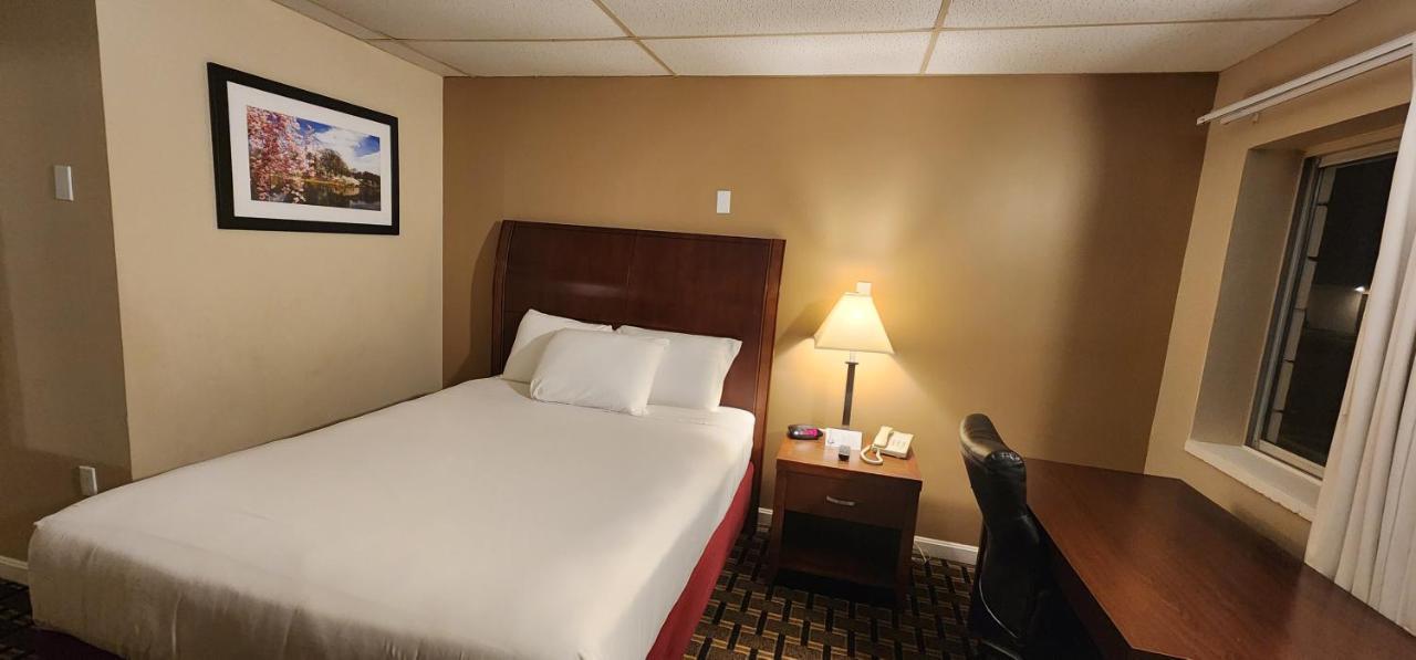 Nashoba Valley Inn & Suites Ayer 외부 사진