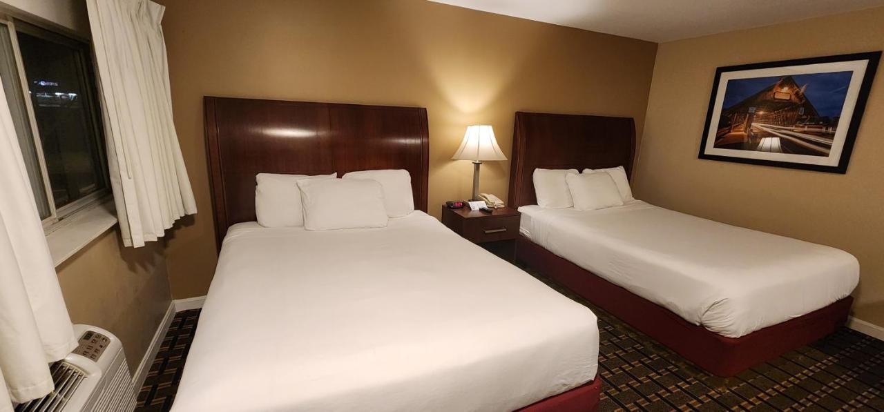 Nashoba Valley Inn & Suites Ayer 외부 사진