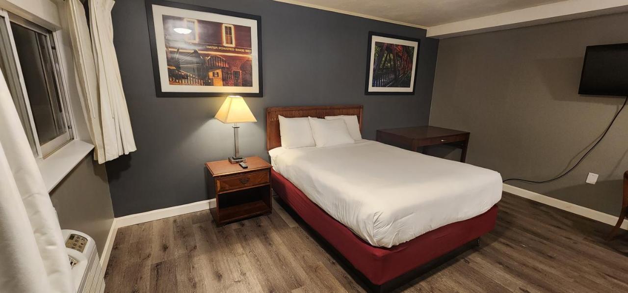 Nashoba Valley Inn & Suites Ayer 외부 사진