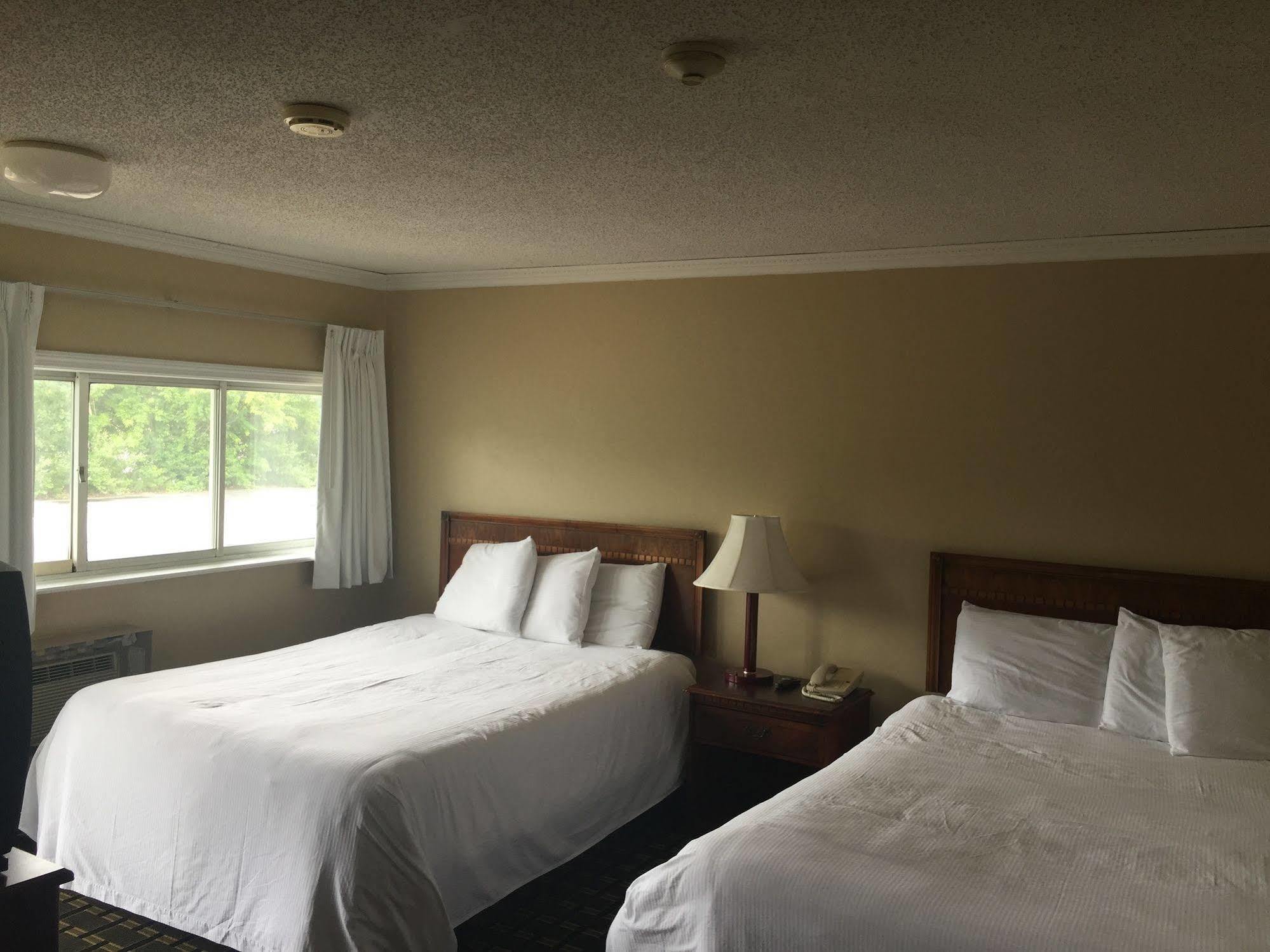 Nashoba Valley Inn & Suites Ayer 외부 사진